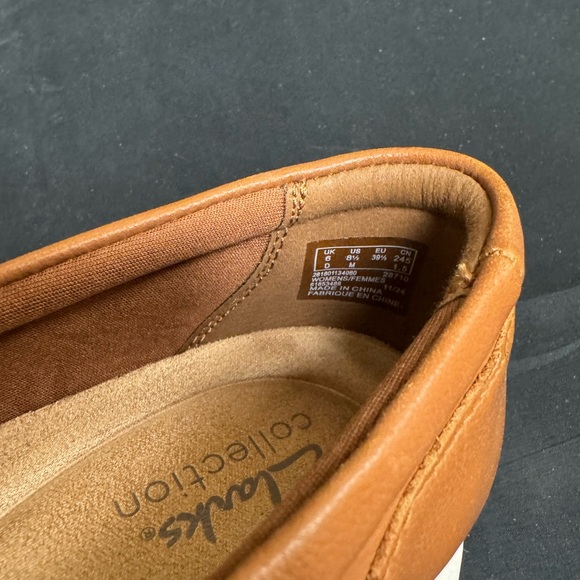 Clarks Collection Zylah May Closed Toe Shoes - W8.5 - Picture 8 of 10